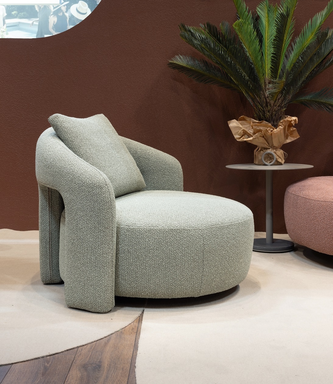 Mammuth Furninova - Arm Chair - The August Company | Mumbai