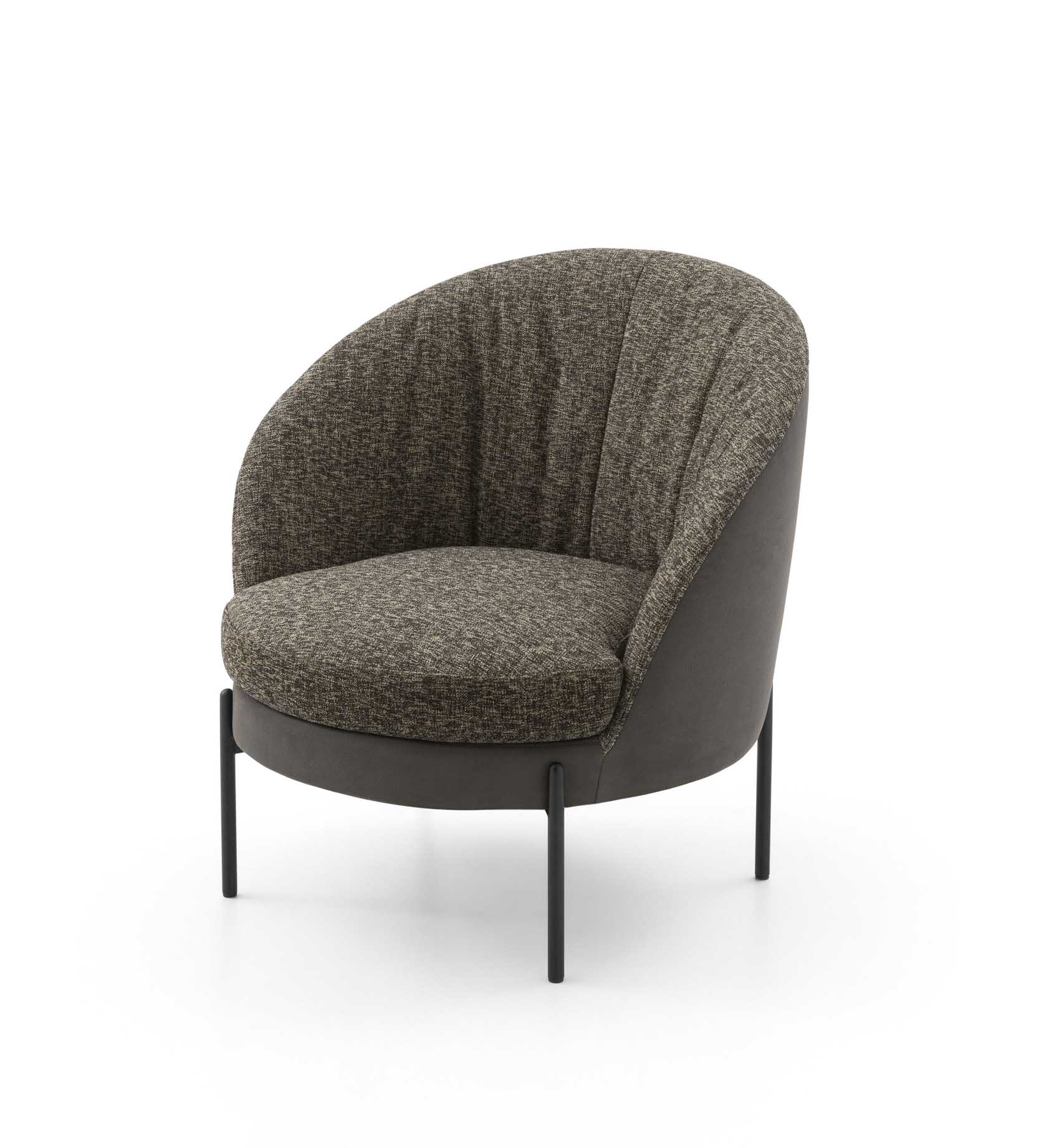 Oyster Le Comfort - Arm Chair - The August Company | Mumbai