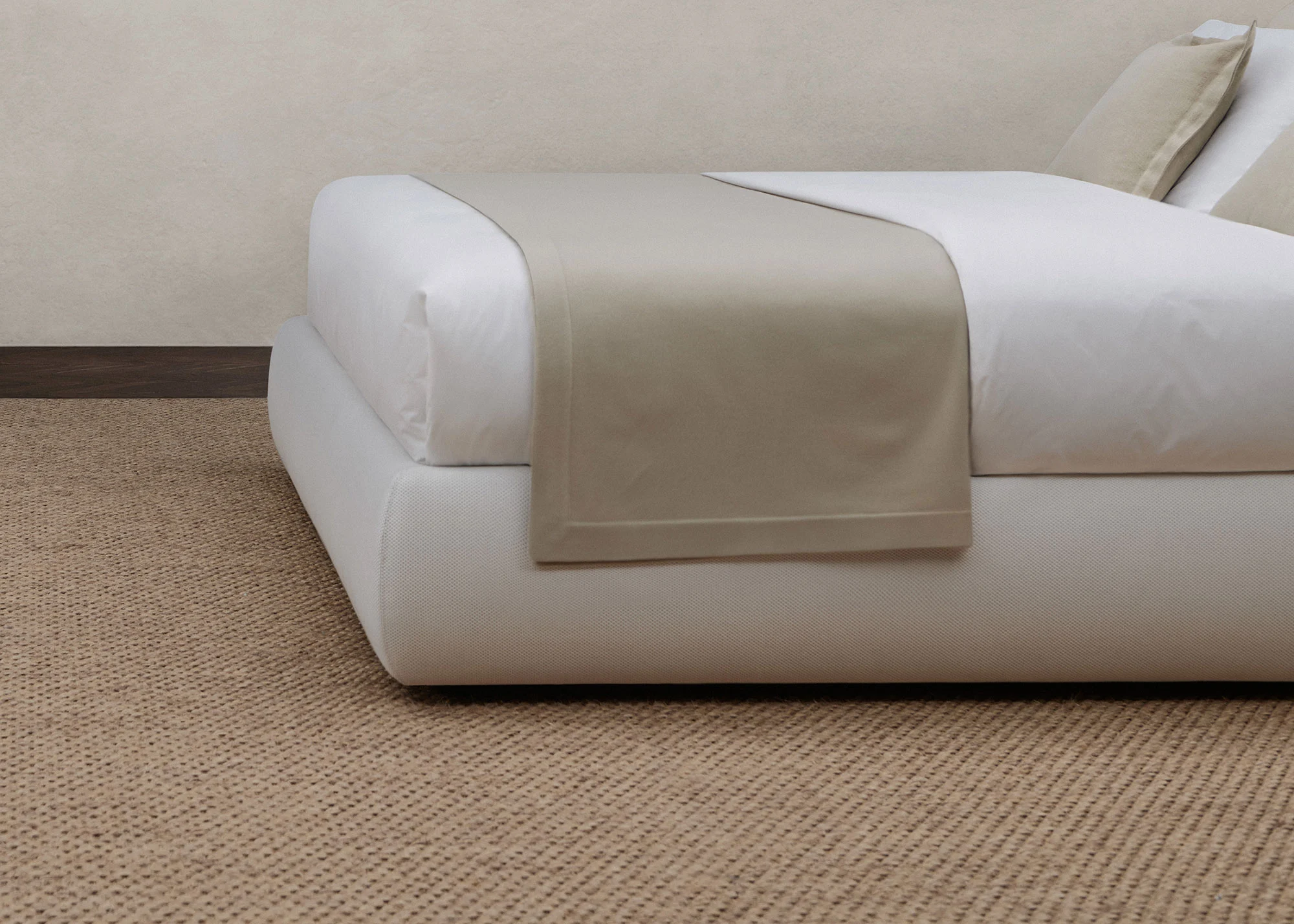 Venice Joquer - Beds - The August Company | Mumbai