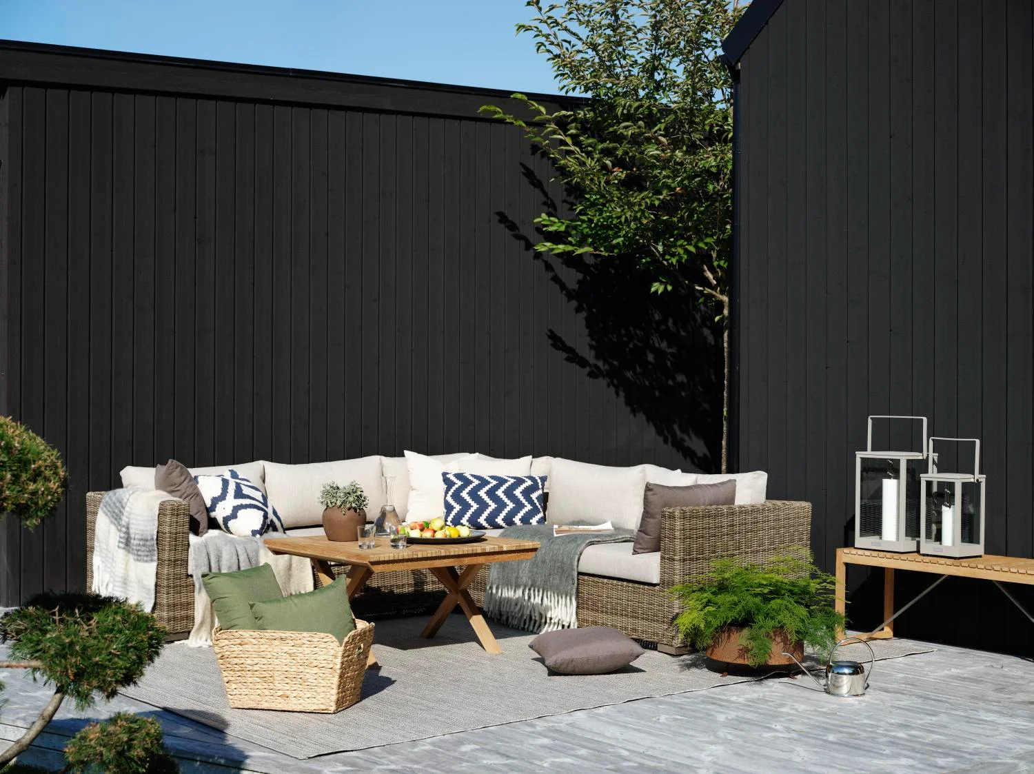 Julita- Coffee Table - the August Company | Mumbai