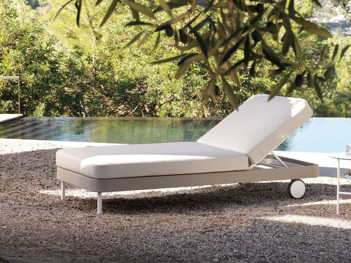 Kabu-Chaiselounge- The August Company | Mumbai