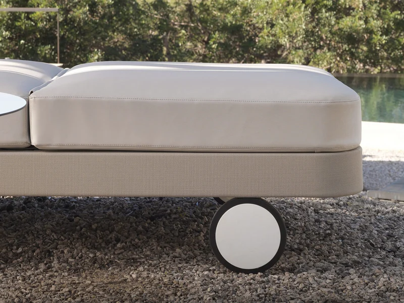 Kabu-Chaiselounge- The August Company | Mumbai