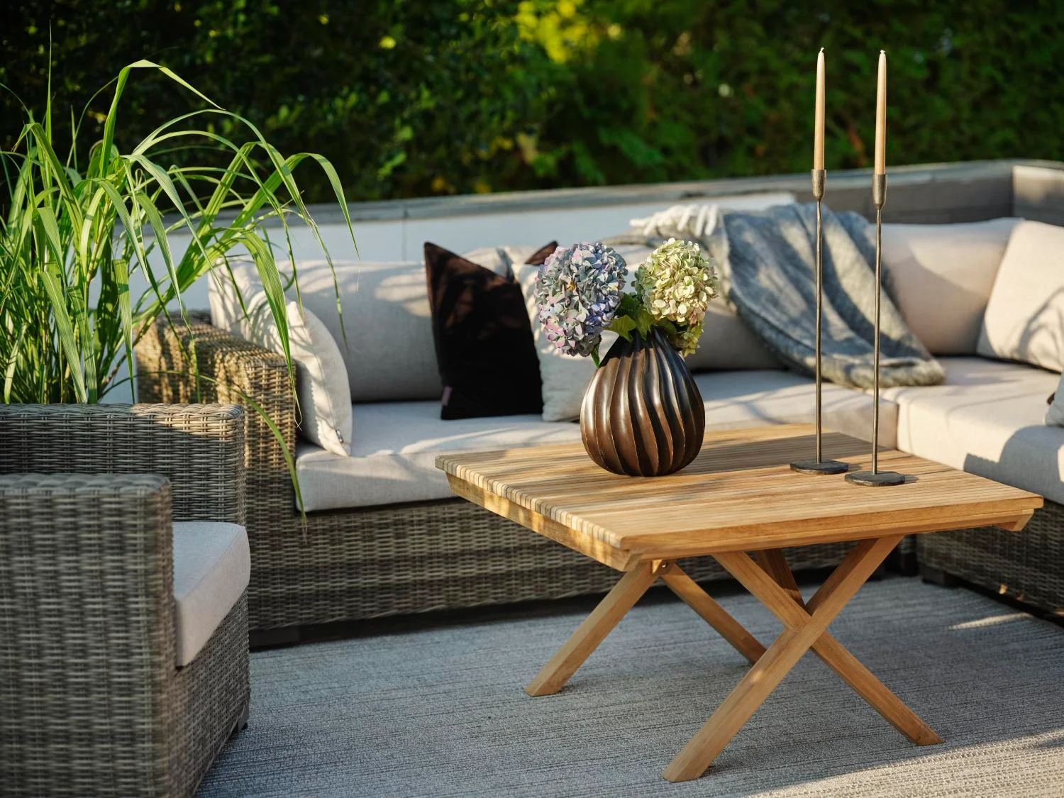 Julita- Coffee Table - the August Company | Mumbai