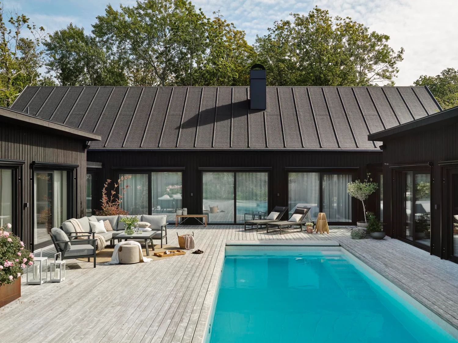 Brafab- Chaiselounge- The August Company | Mumbai