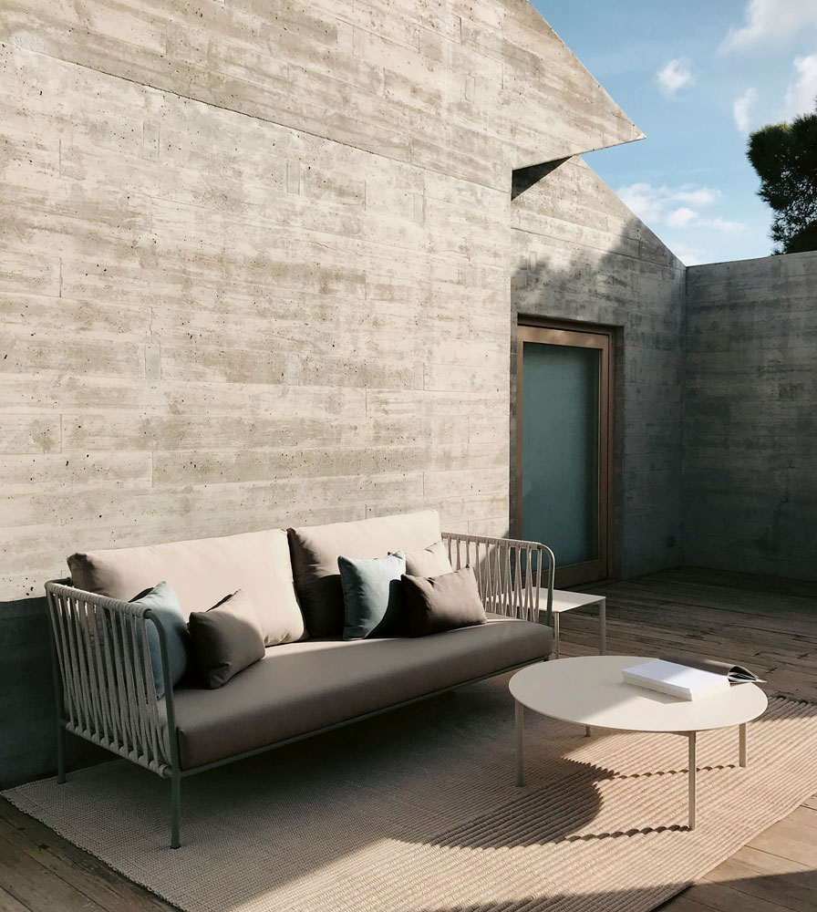 Nido Expormim- Outdoor Sofa - The August Company | Mumbai