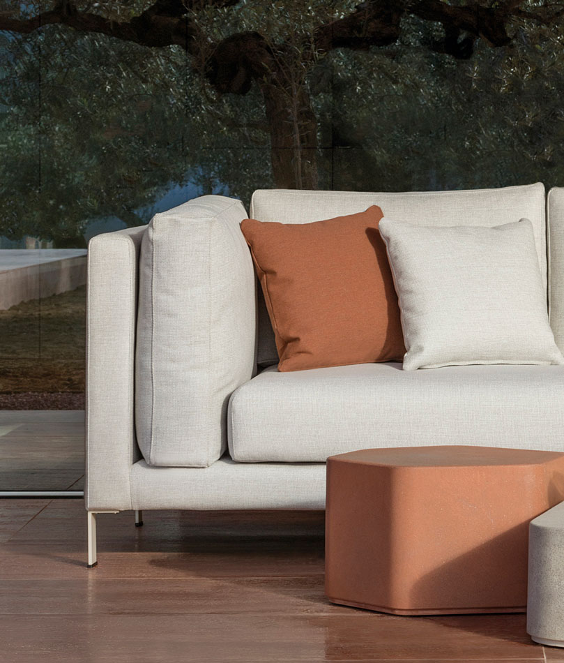Slim Expormim- Outdoor Sofa - The August Company | Mumbai