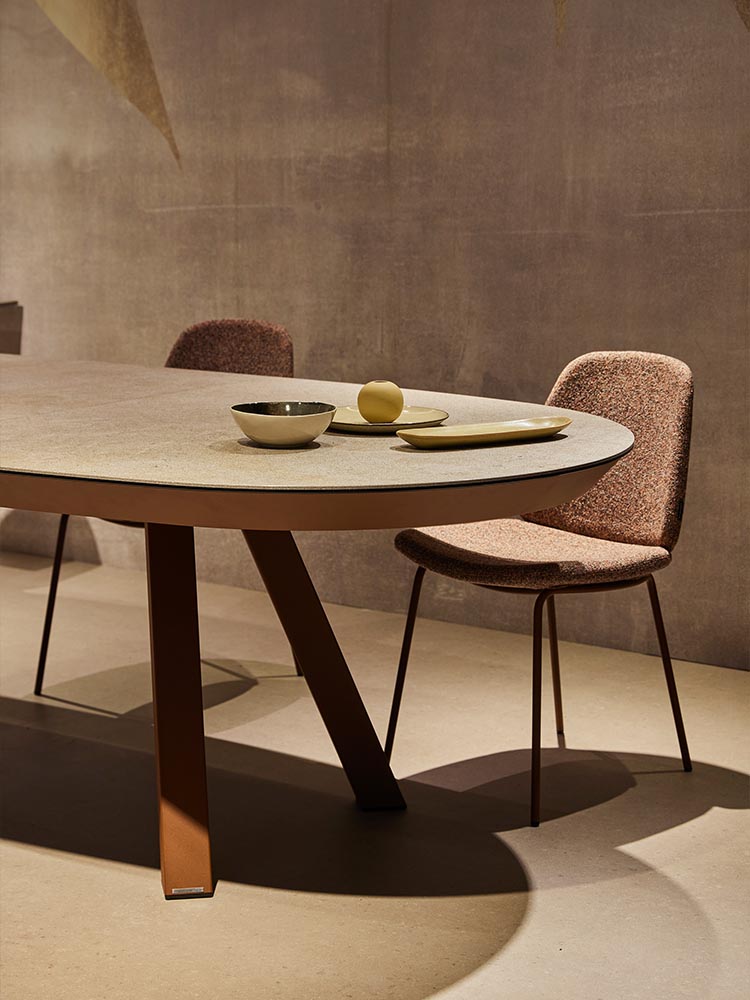 Esla Moblibercia - Dinning Table - The August Company | Mumbai