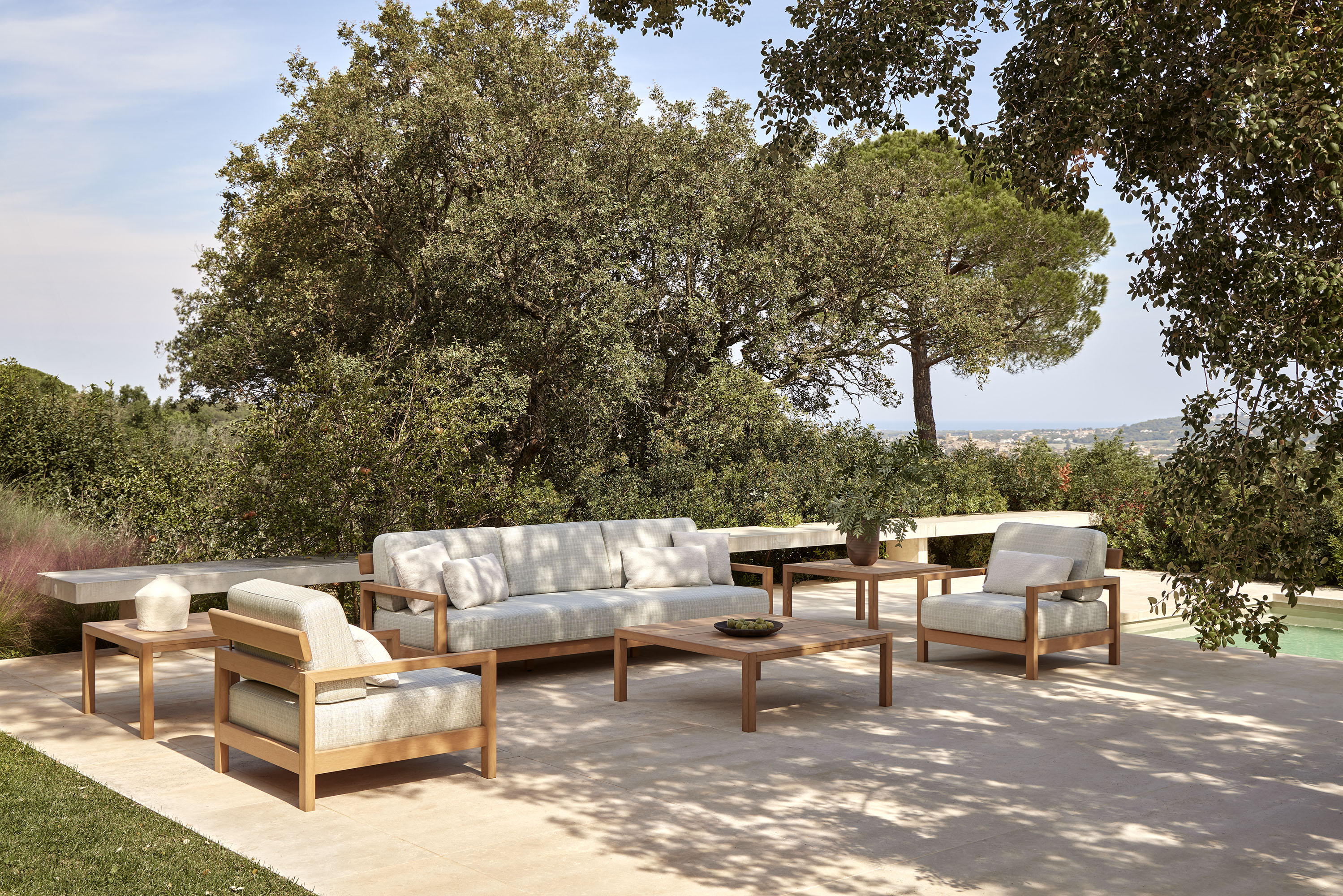 Point Kubik- Armchairs- The August Company| Mumbai