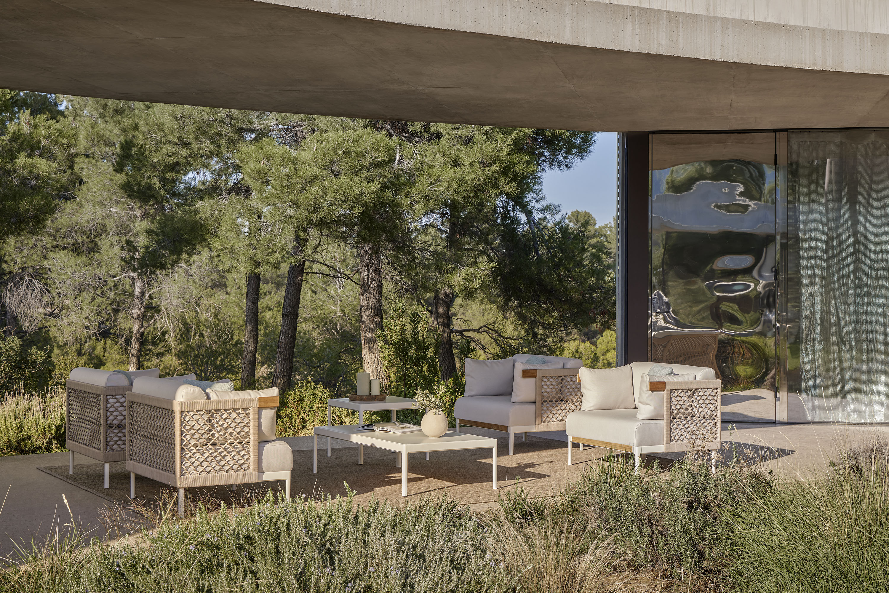 Point Legacy - Armchairs- The August Company | Mumbai