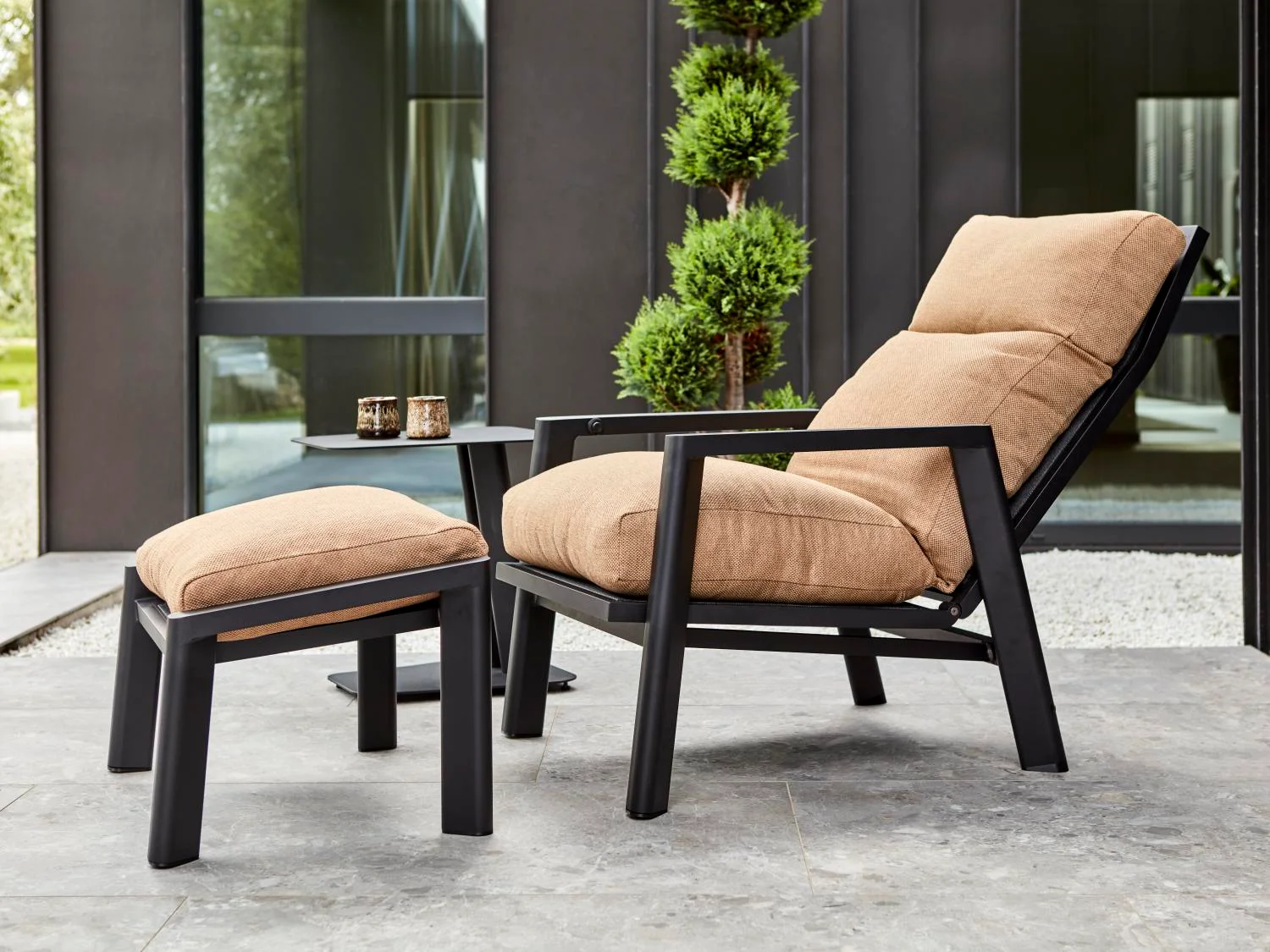 Brafab Slide- Armchairs- The August Company | Mumbai