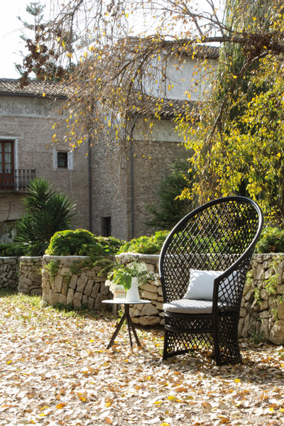 Expormim Cafe - Coffee Table - The August Company | Mumbai