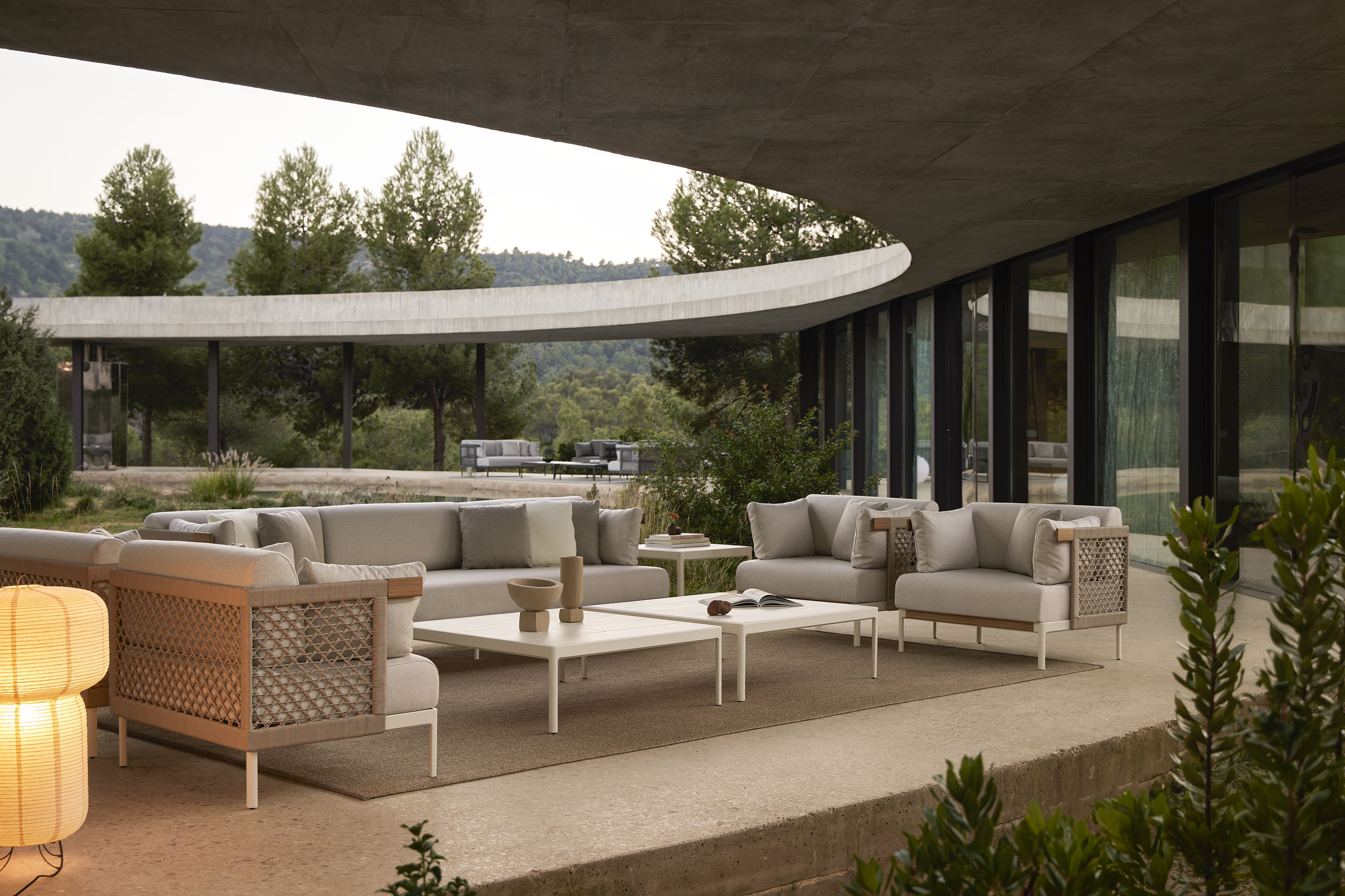 Point Square - Coffee Table - The August Company | Mumbai