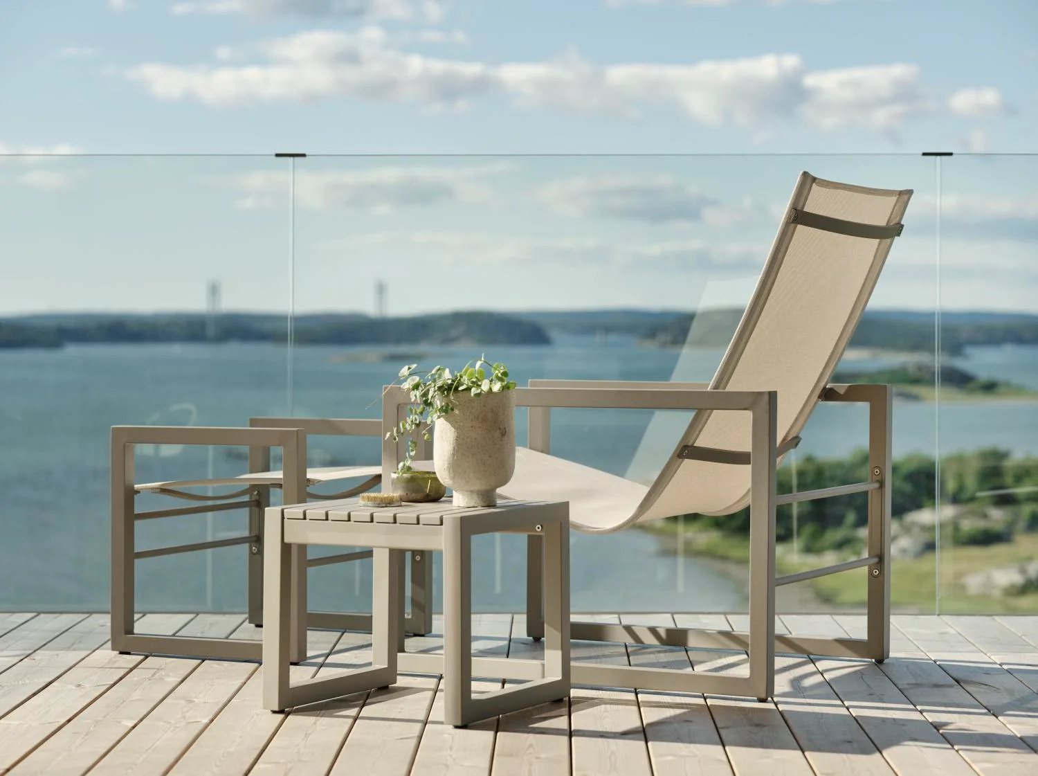 Brafab Vevi - Coffee Table - The August Company | Mumbai