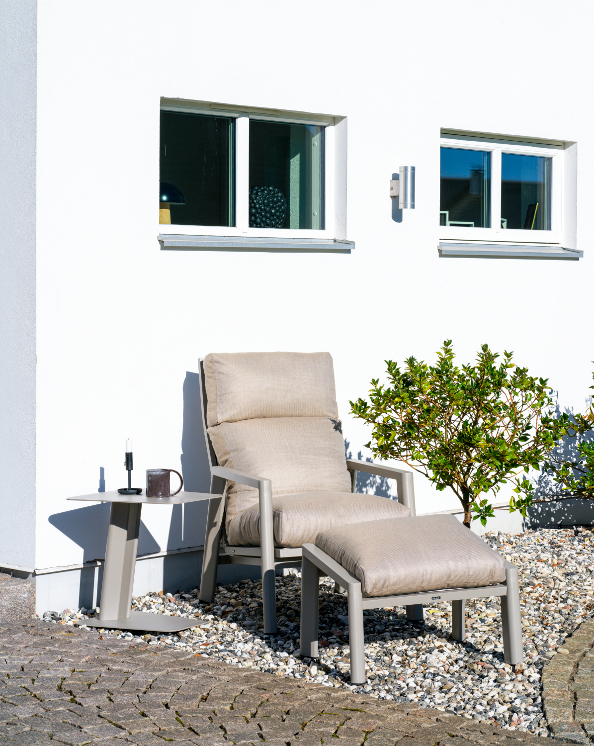 Brafab Slide- Armchairs- The August Company | Mumbai